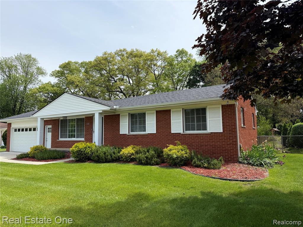 53216 Bruce Hill Drive, Shelby Twp, MI 48316 — Photo 38