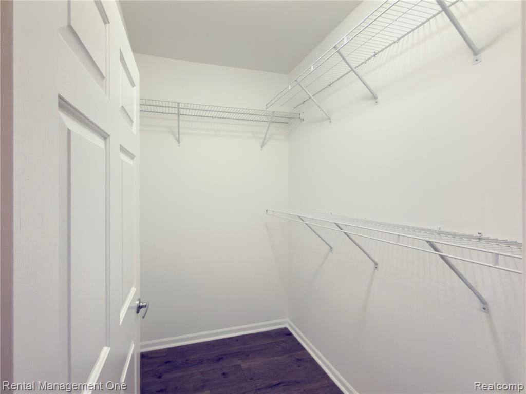 5637 Twin Oaks Drive, Sterling Heights, MI 48314 — Photo 14