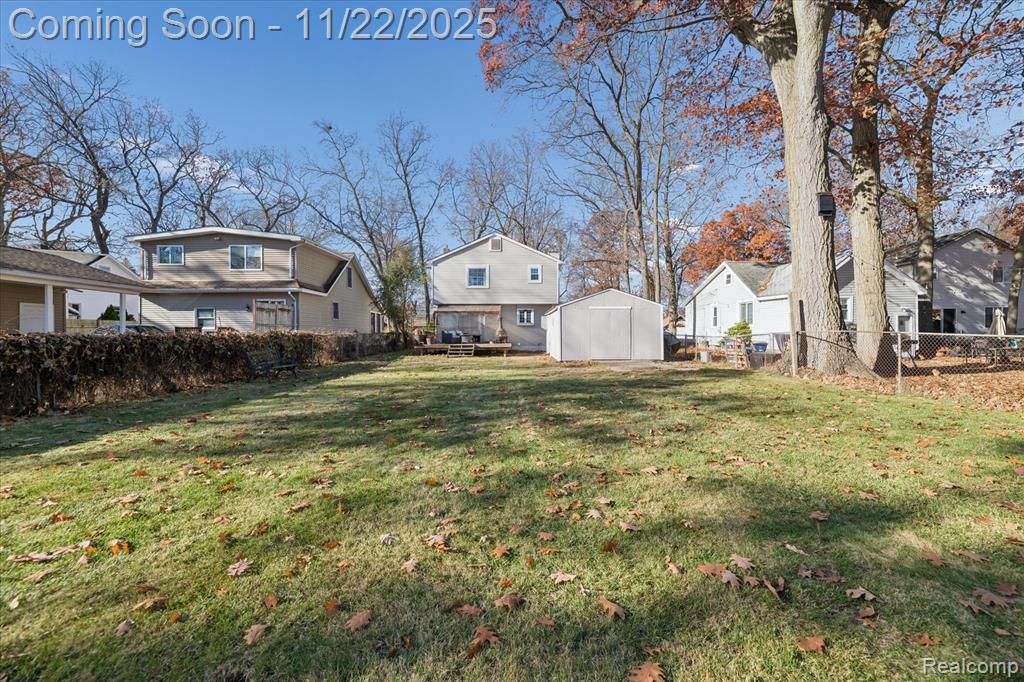 4196 Lotus Drive, Waterford, MI 48329 — Photo 2