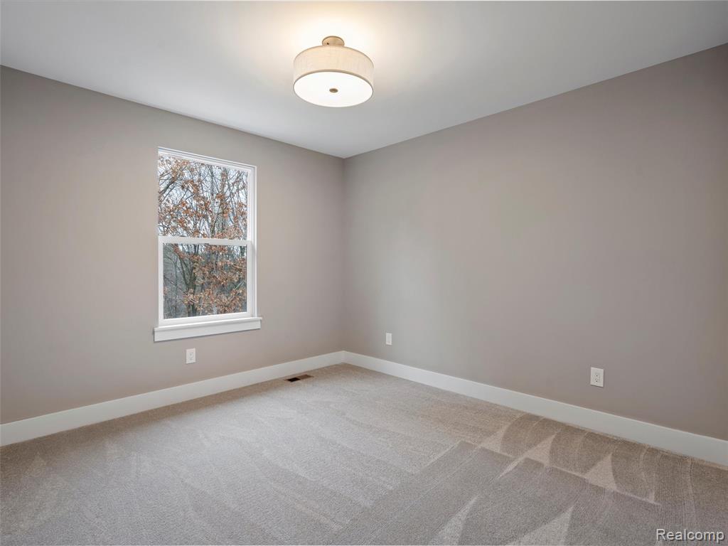 7670 Parshallville Road, Hartland, MI 48430 — Photo 24