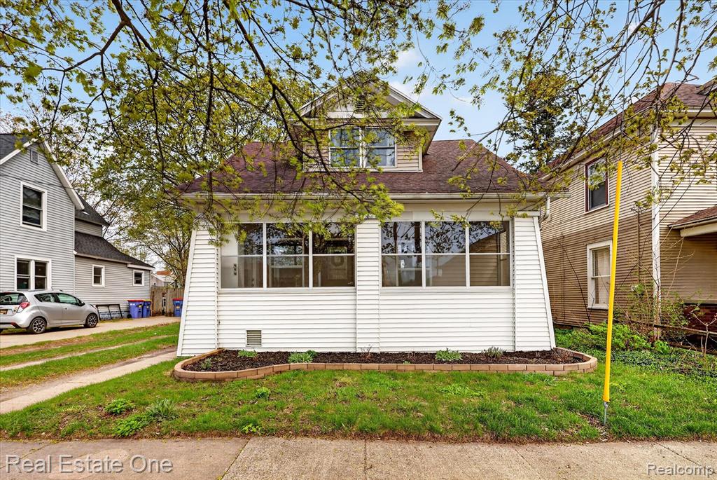444 Diamond Avenue NE, Grand Rapids, MI 49503 — Photo 3