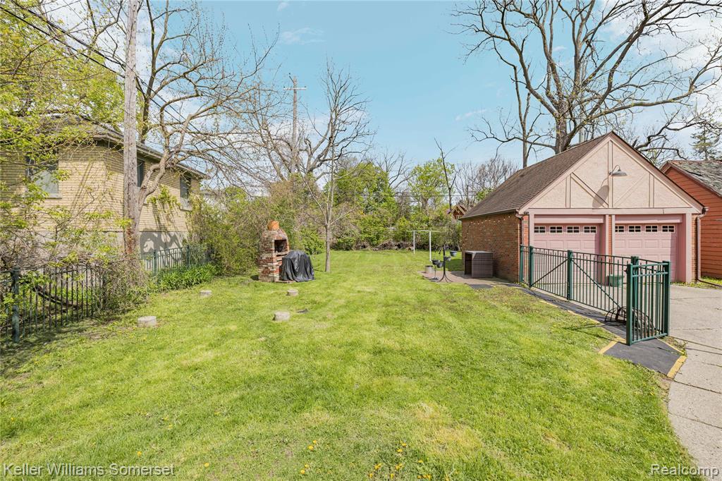 15 Miami Road, Pontiac, MI 48341 — Photo 57