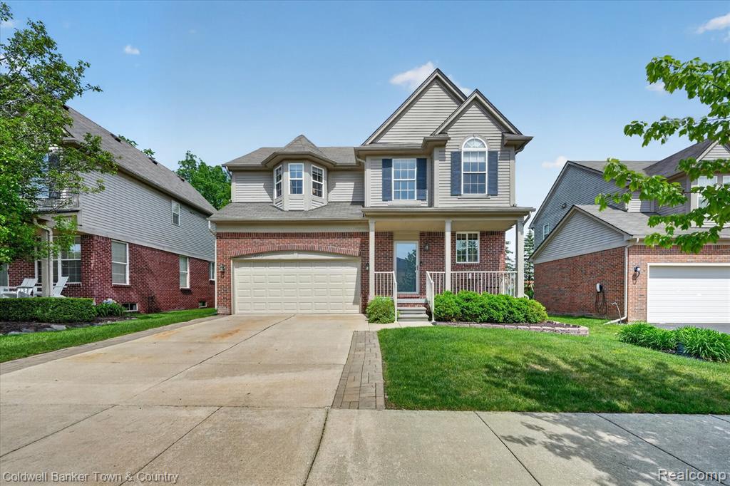 28294 Cottage Lane, New Hudson, MI 48165 — front exterior