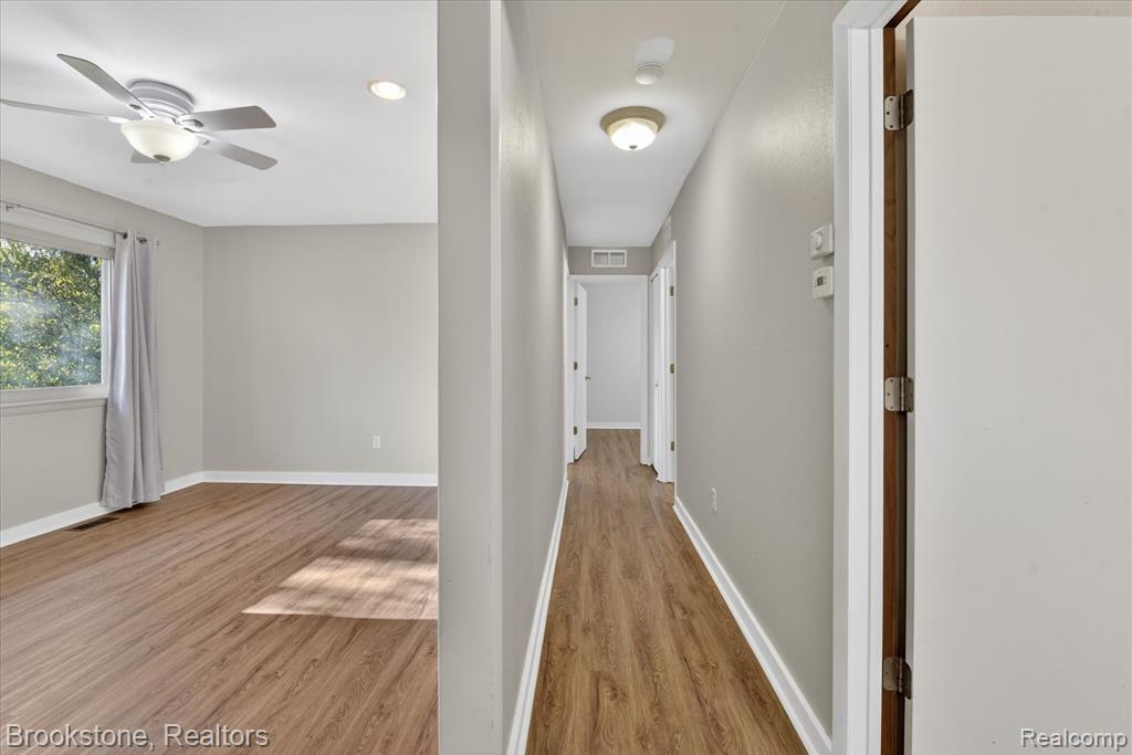 10972 Van Buren Street, Van Buren, MI 48111 — Photo 9