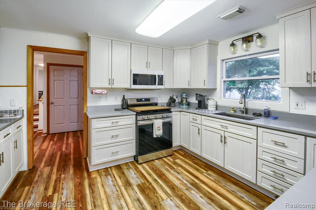 11305 Cook Road, Gaines Vlg, MI 48436 — Photo 11