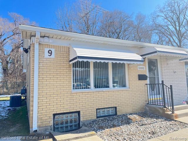 50092 Helfer Boulevard, Wixom, MI 48393 — Photo 4