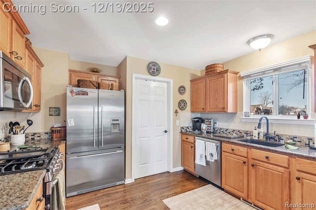 23605 N Park Drive, New Boston, MI 48164 — Photo 18