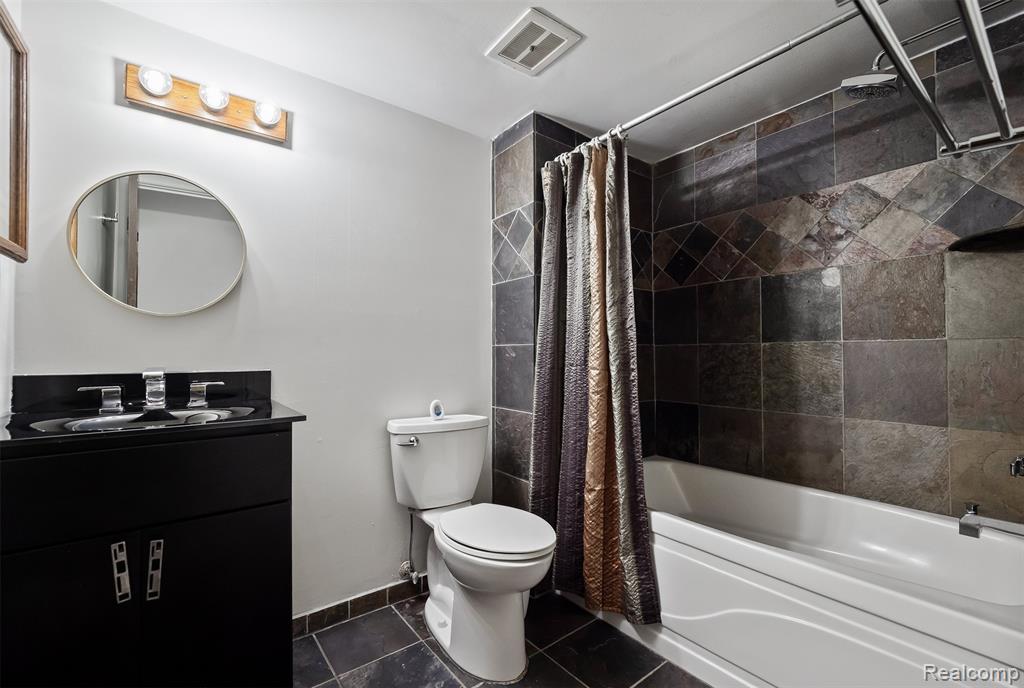 1255 S Maple Road, 101, Ann Arbor, MI 48103 — Photo 19