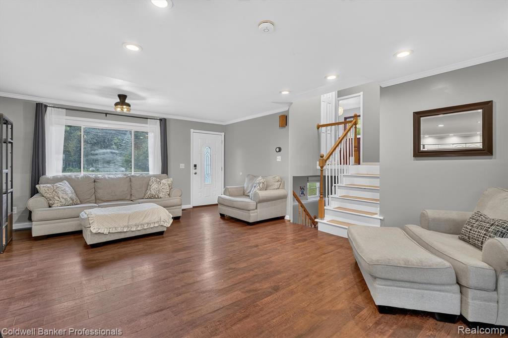 3024 Harold Drive, Columbiaville, MI 48421 — Photo 12