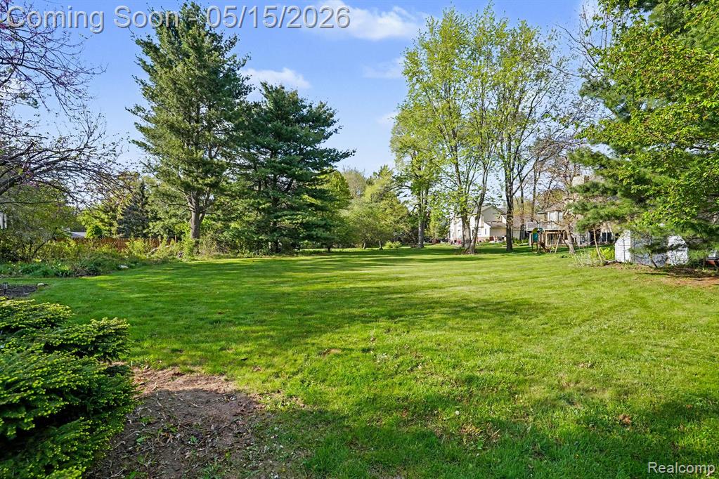 5600 Chestnut Hill Drive, Clarkston, MI — Photo 42