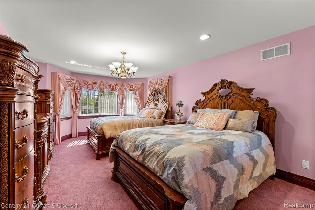 6318 Whitefield Street, Dearborn Heights, MI 48127 — Photo 39