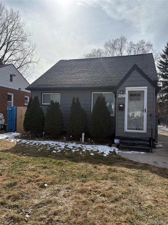 8420 Republic Avenue, Warren, MI 48089 — front exterior
