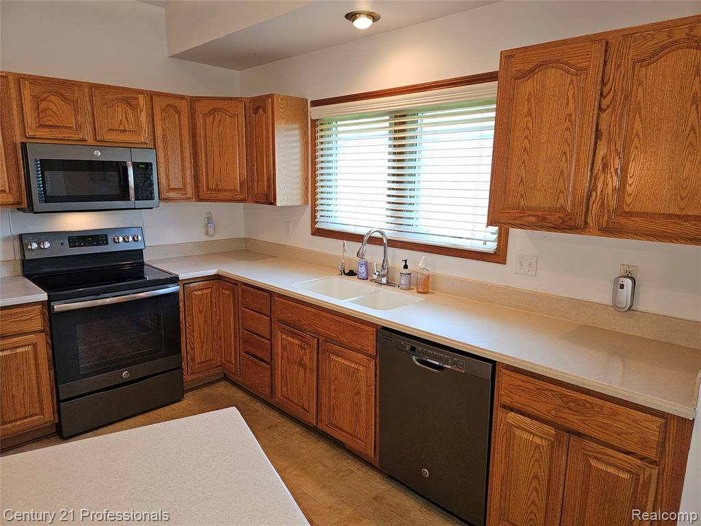 9257 Monica Drive, 83, Davison, MI 48423 — Photo 24