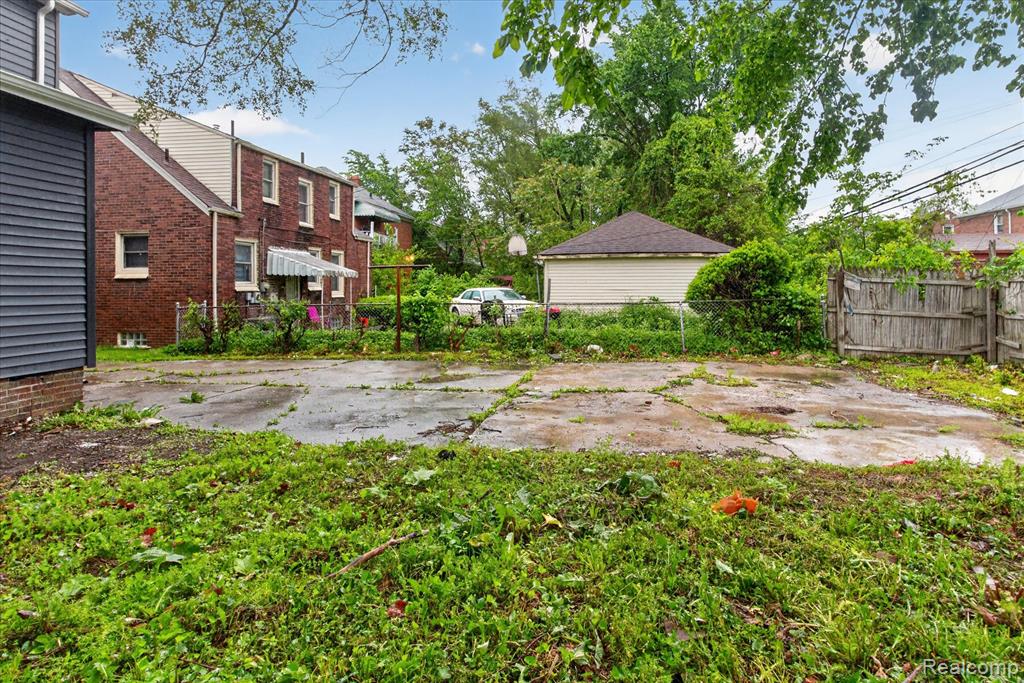 14112 MANSFIELD, Detroit, MI 48227 — Photo 38