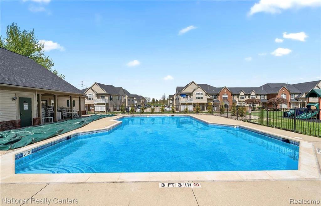 4067 Kirkway Court, 110, Howell, MI 48843 — Photo 28
