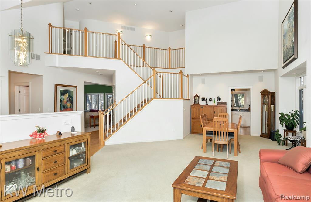 685 TRINWAY Drive, Troy, MI 48085 — Photo 6