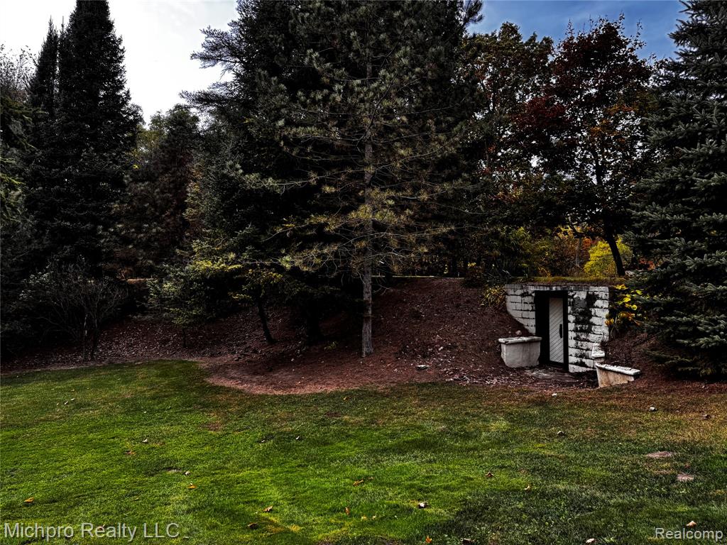 9306 DODGE Road, Otisville, MI 48463 — Photo 57