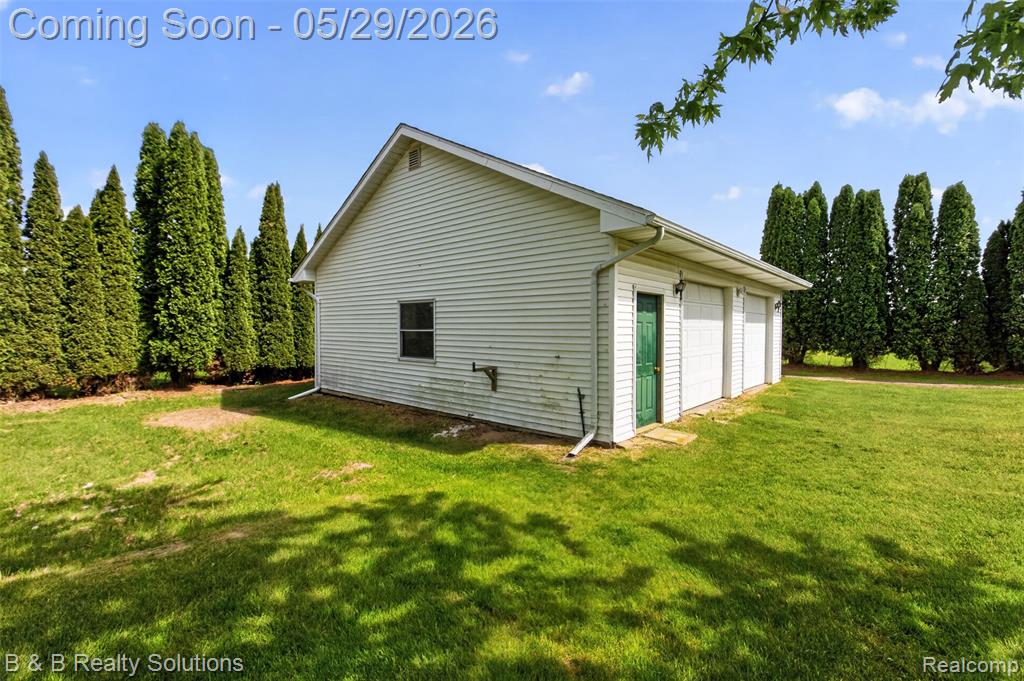6100 Fish Lake Road, North Branch, MI 48461 — Photo 40