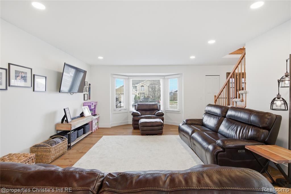 39663 Southpointe Avenue, Harrison Township, MI — Photo 27