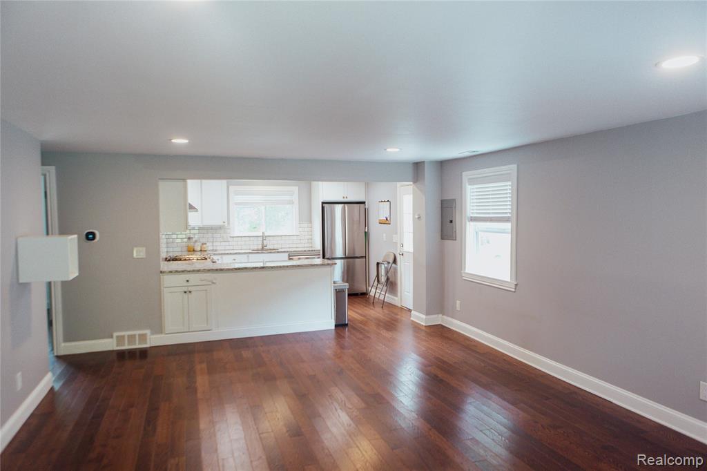 48447 9 Mile Road, Novi, MI 48167 — Photo 5