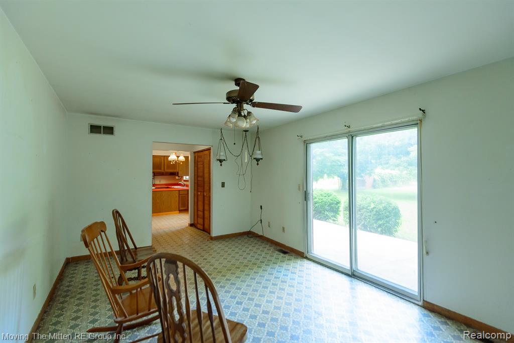50274 Bog Road, Van Buren, MI 48111 — Photo 19