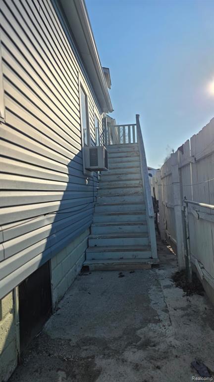 12000 Charest Street, Hamtramck, MI 48212 — Photo 39