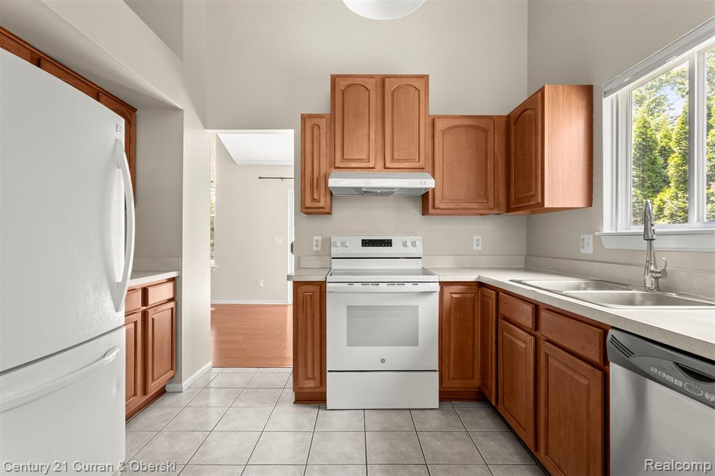3444 Ashburnam Road, Ann Arbor, MI 48105 — Photo 14