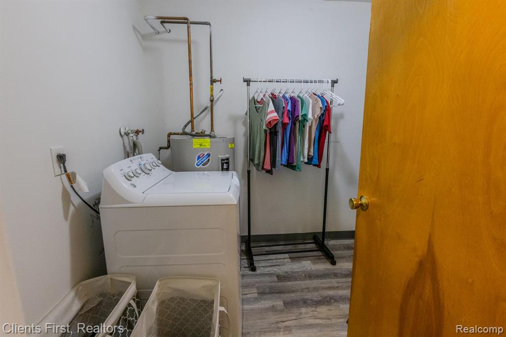 41512 Bedford Drive, Canton, MI 48187 — Photo 19