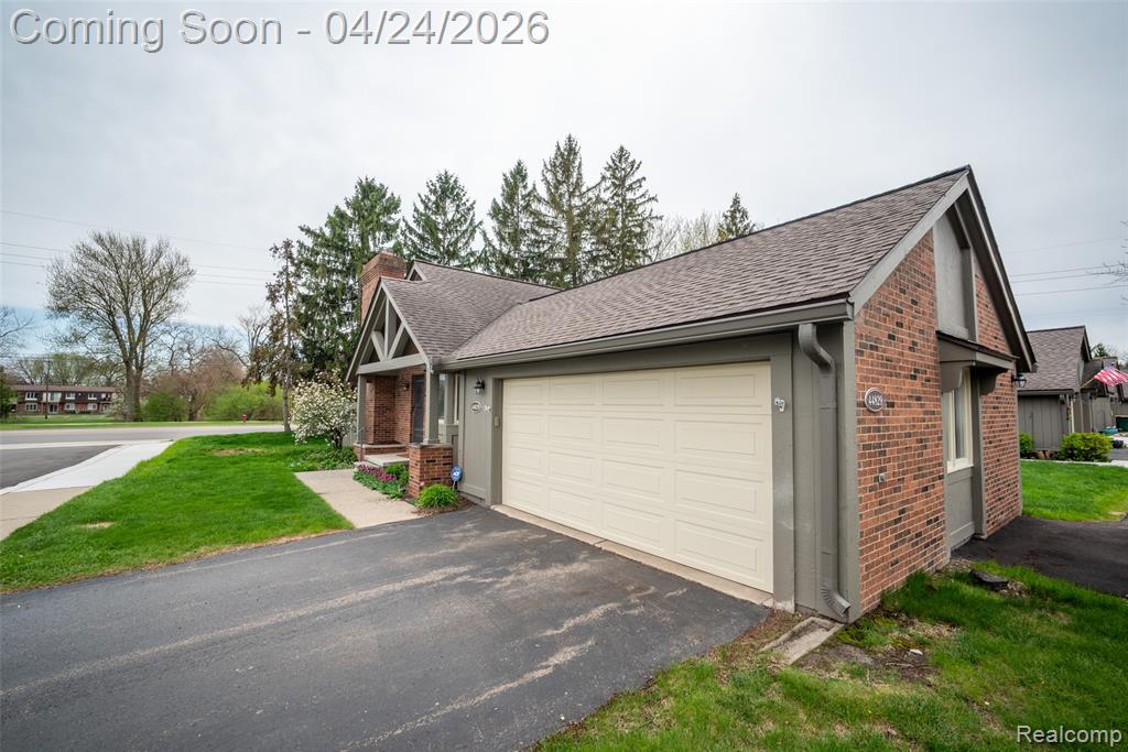 44829 Erin Drive, Plymouth, MI 48170 — Photo 37