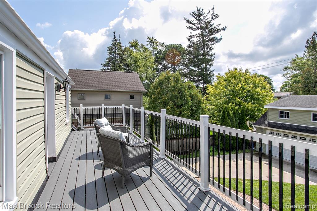10475 Vernon Avenue, Huntington Woods, MI — Photo 38