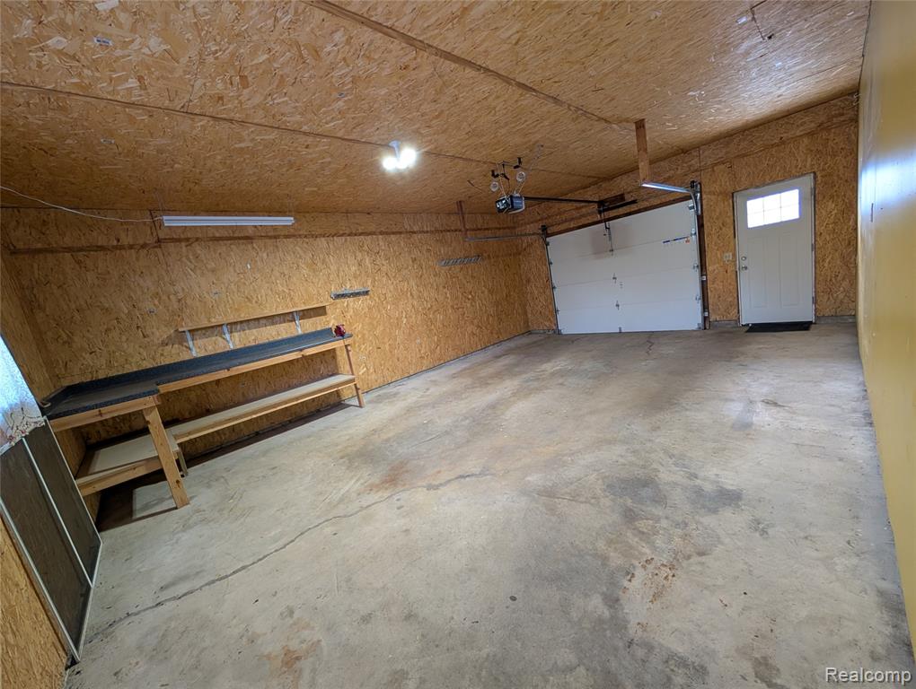 947 Beech Street, Bad Axe, MI 48413 — Photo 39