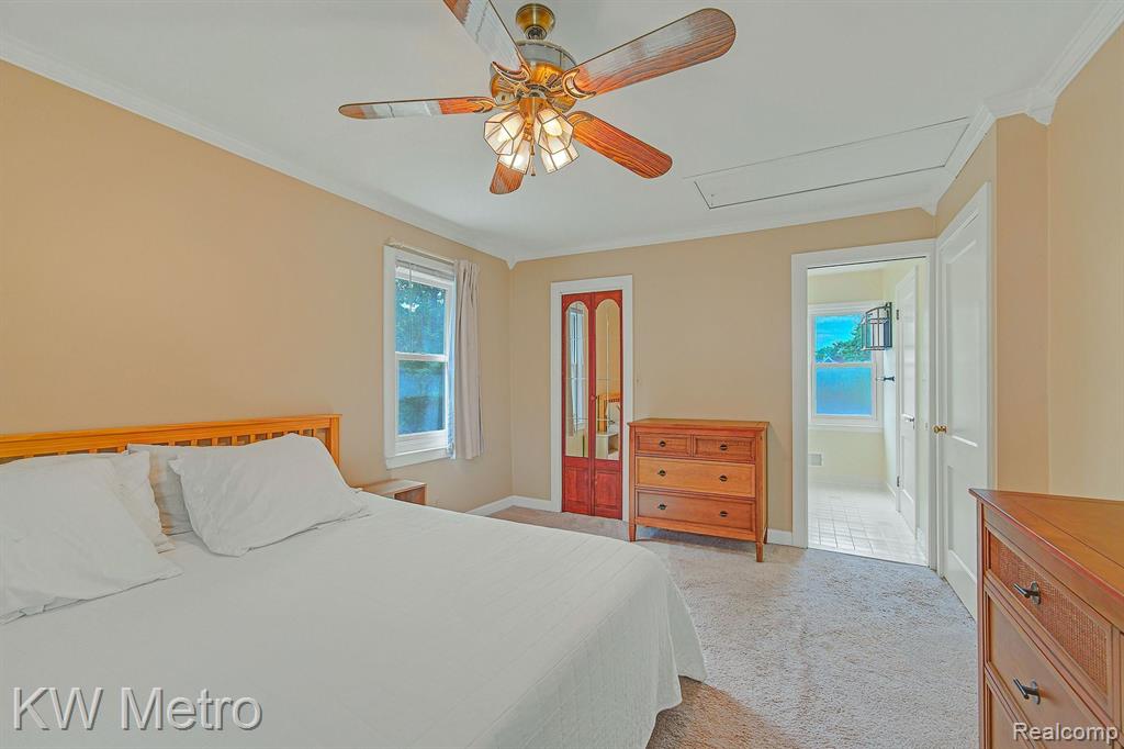 806 LOCKWOOD Road, Royal Oak, MI 48067 — Photo 21