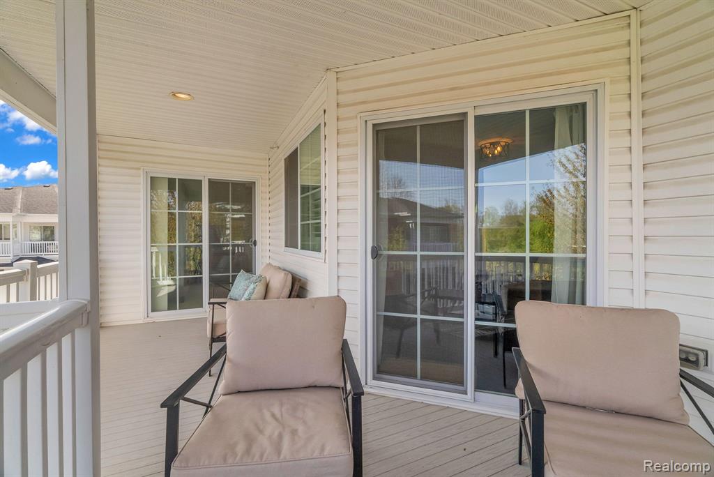 6985 BOULDER POINTE Drive, Washington, MI — Photo 33