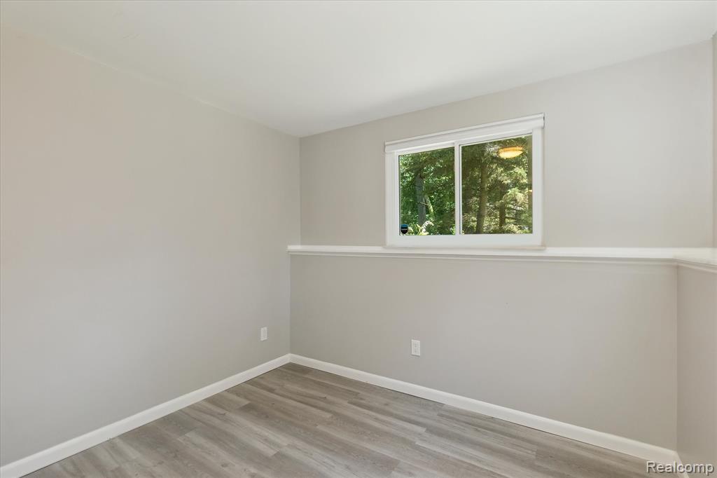 15279 Outer Drive, Linden, MI 48451 — Photo 30