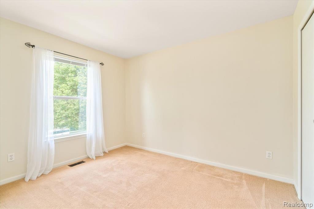 7329 Greenfield Street, Ypsilanti, MI 48197 — Photo 14