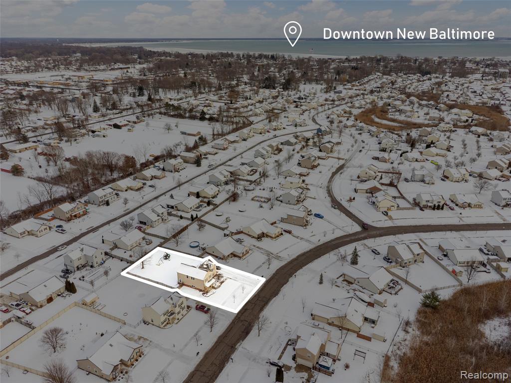 52400 Huntley Avenue, New Baltimore, MI 48047 — Photo 57