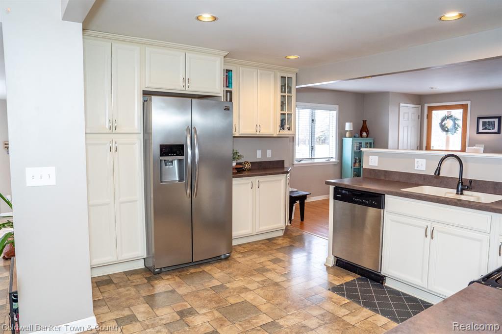 5735 Fowlerville Road, Fowlerville, MI 48836 — Photo 17