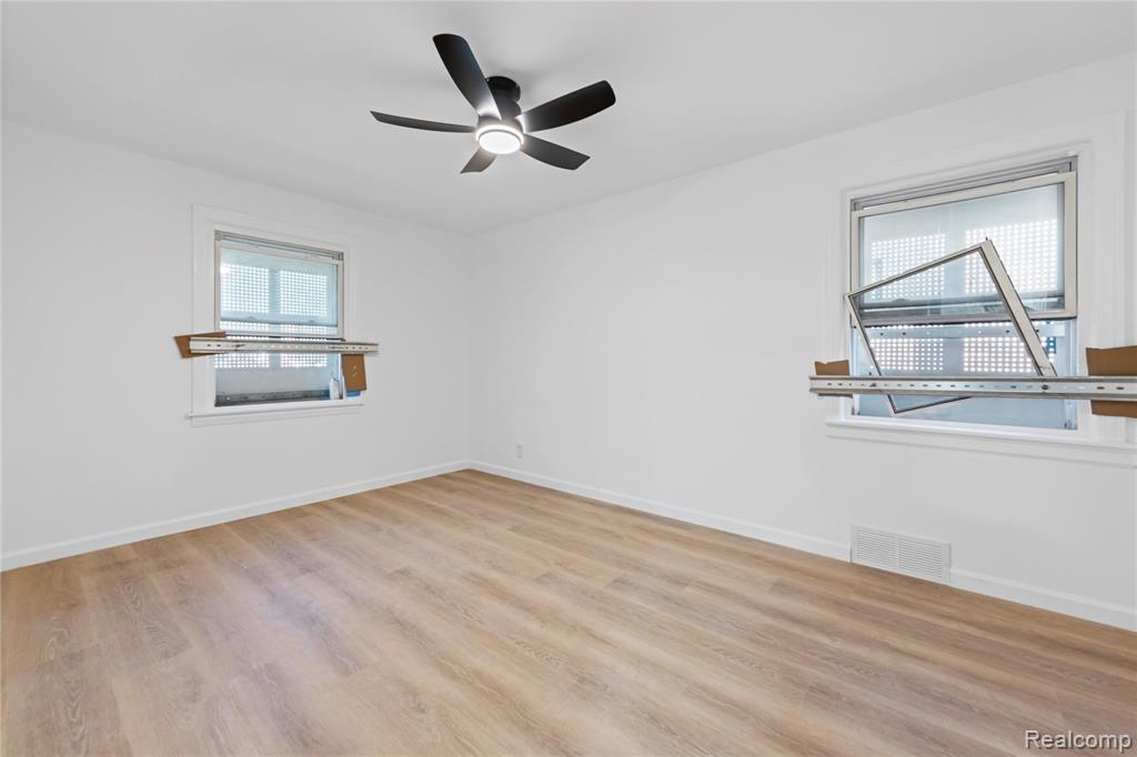 16560 Oakfield Street, Detroit, MI 48235 — Photo 14