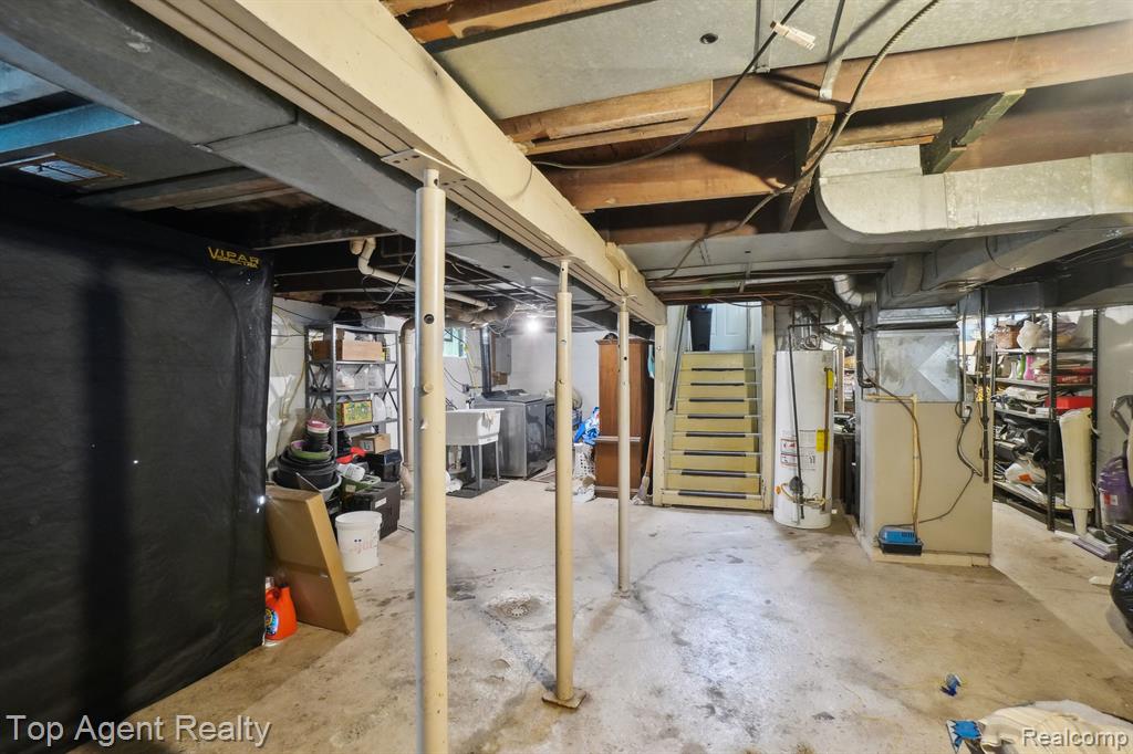 933 CAMERON Avenue, Pontiac, MI 48340 — Photo 21