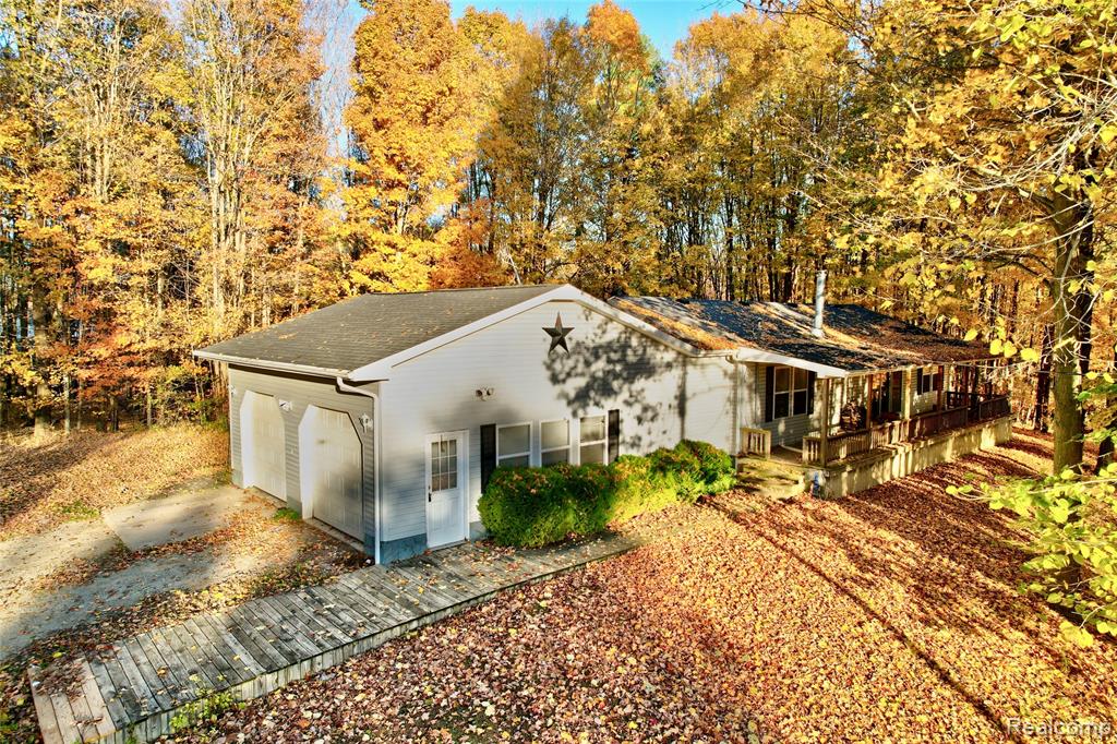 11154 Gale Road, Otisville, MI 48463 — Photo 42