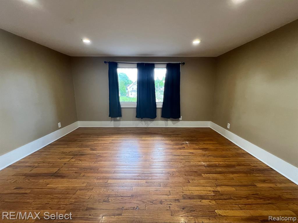 722 Perry Street, Flint, MI 48504 — Photo 18