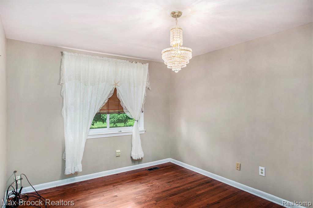 5622 Powder Horn Drive, West Bloomfield, MI — Photo 17
