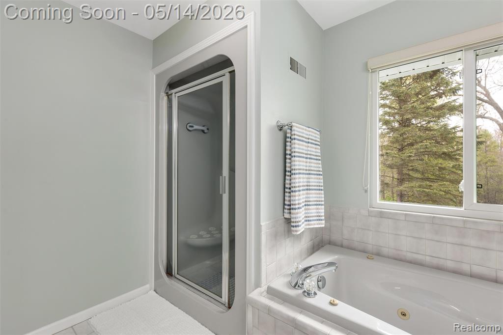 8945 Huron Bluffs Drive, White Lake, MI — Photo 20