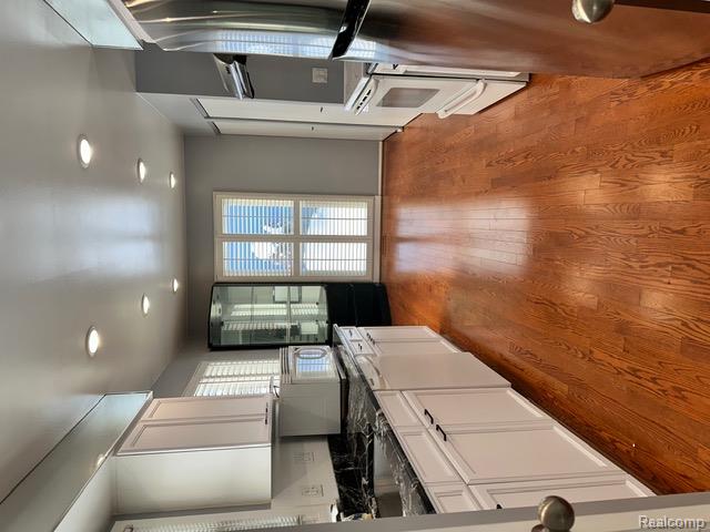 5285 Hardwoods Drive, West Bloomfield, MI 48323 — Photo 8
