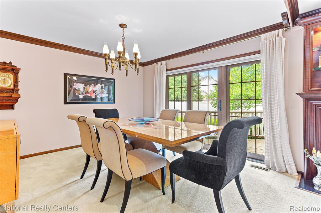 7207 Creeks Bend Drive, West Bloomfield, MI — Photo 13