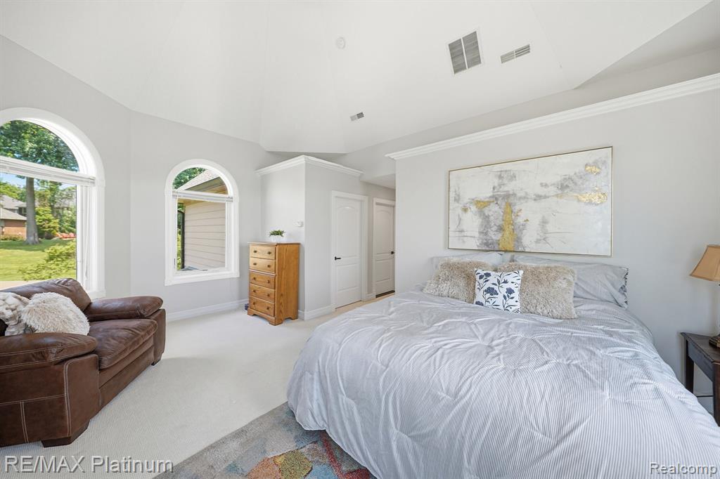 997 Thompson Shore Drive, Howell, MI 48843 — Photo 45