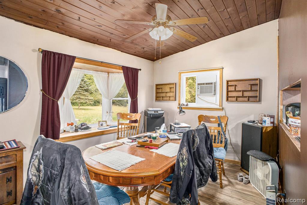 1340 County Farm Road, Howell, MI 48843 — Photo 9