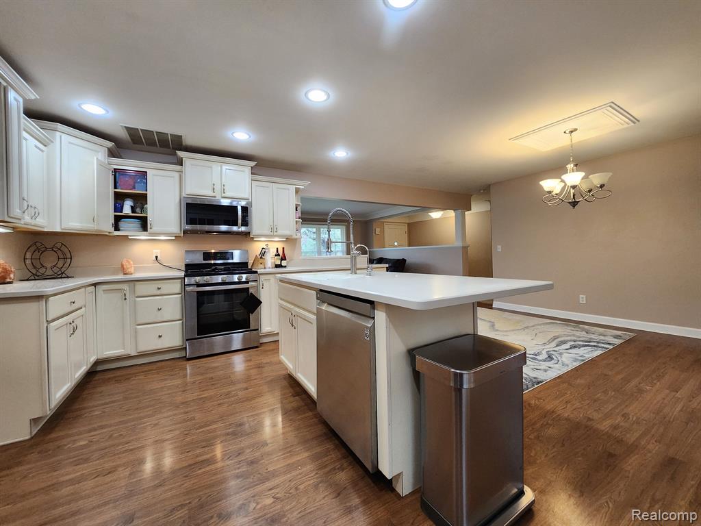 134 SUNVIEW Drive, St. Charles, MI 48655 — Photo 17