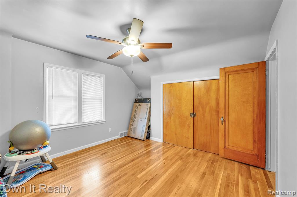 5461 JONATHON Street, Dearborn, MI 48126 — Photo 19