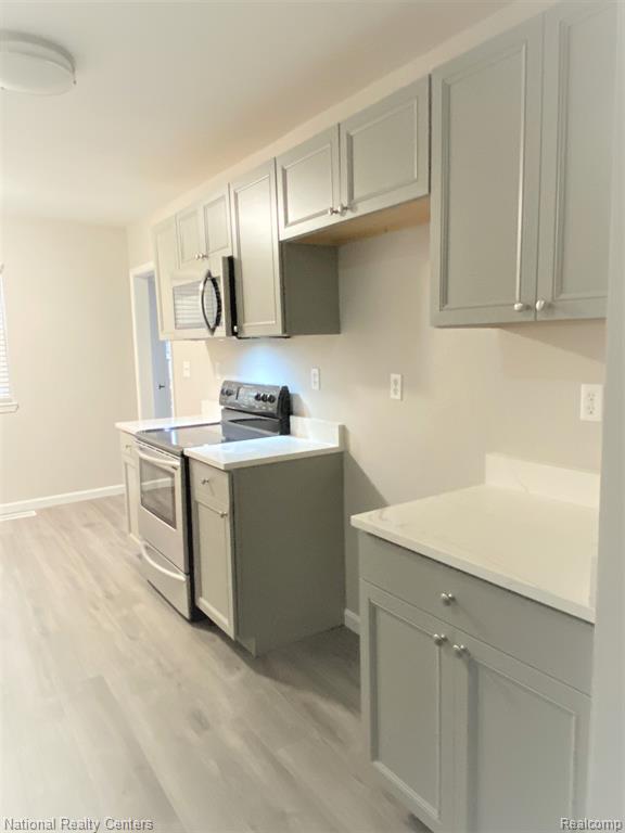 8087 CHAPP Avenue, Warren, MI 48089 — Photo 8